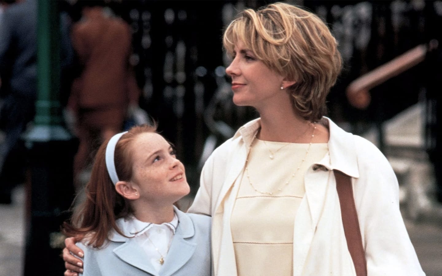 Lindsay Lohan and Natasha Richardson in The Parent Trap Lindsay Lohan and Natasha Richardson in The Parent Trap